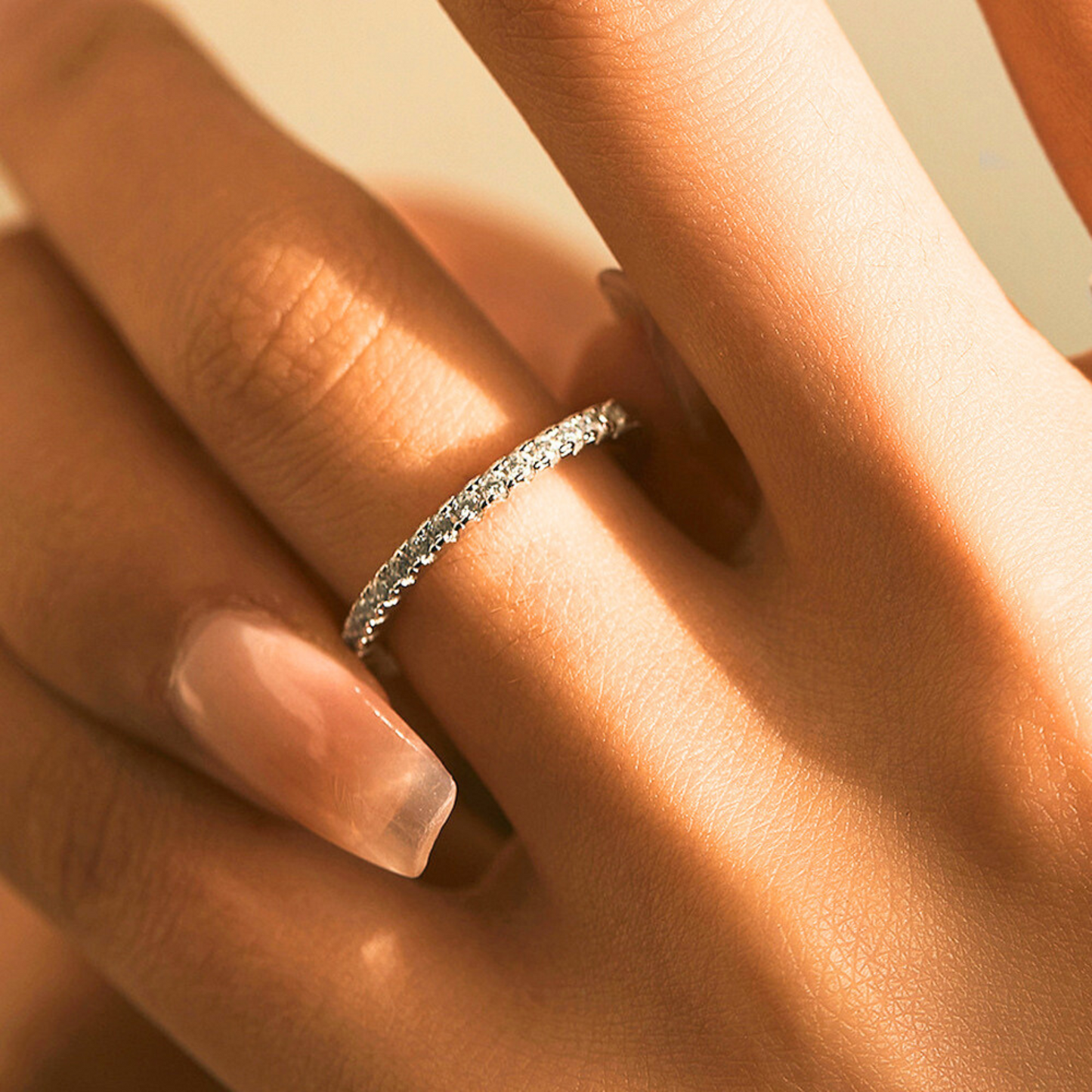 Pavé-Ring aus 925er Silber – Dezente Eleganz, unendliches Licht