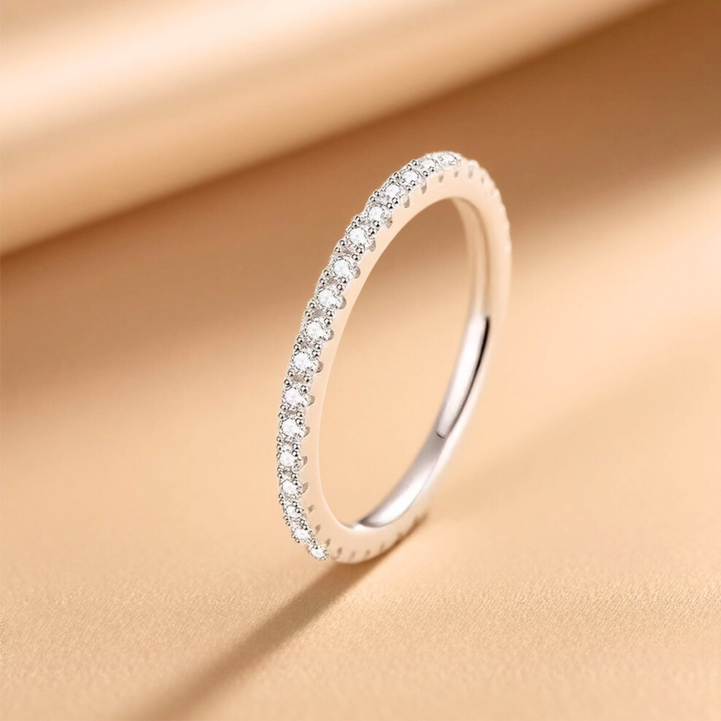 Pavé-Ring aus 925er Silber – Dezente Eleganz, unendliches Licht