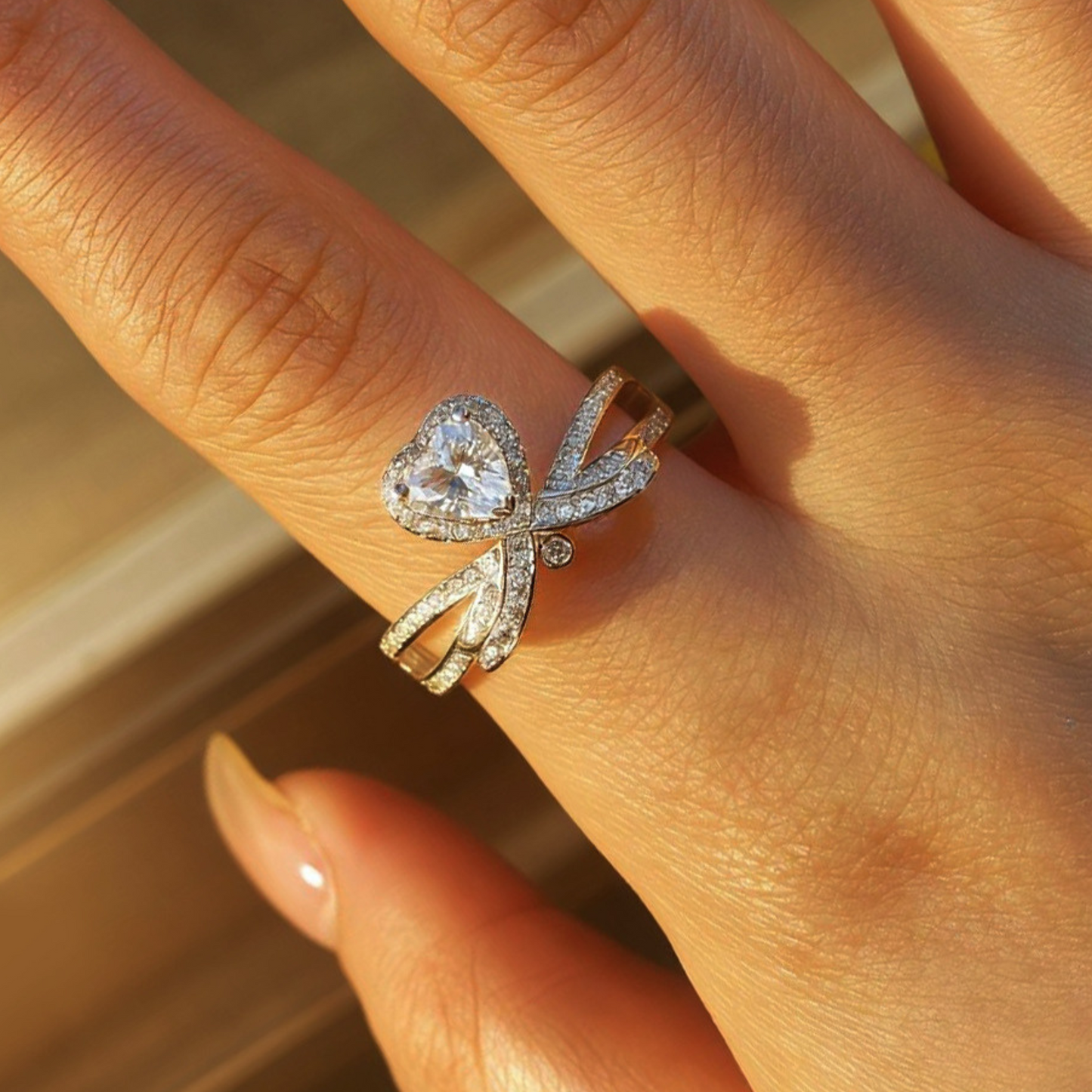 Ring, verschlungenes Herz aus 925er Silber – Das Symbol der ewigen Liebe
